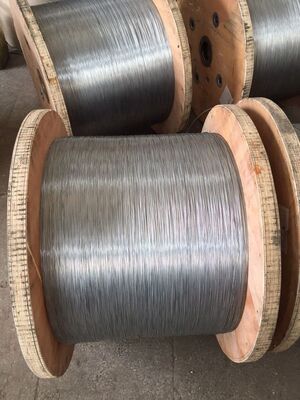 Arame de aço revestido de alumínio (2,6 mm ∼4,0 mm) para ACSR/AW, construção de cabos OPGW e linhas aéreas de energia